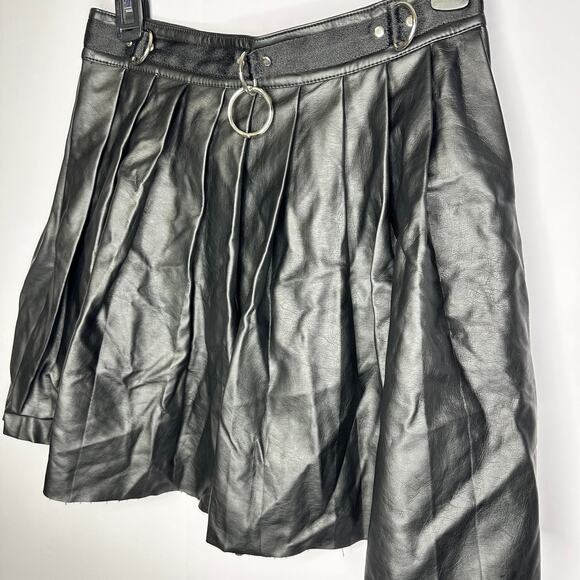 Dolls Kill x CURRENT MOOD Faux Leather Goth Punk Black Pleats Mini Skirt Medium - Picture 2 of 7